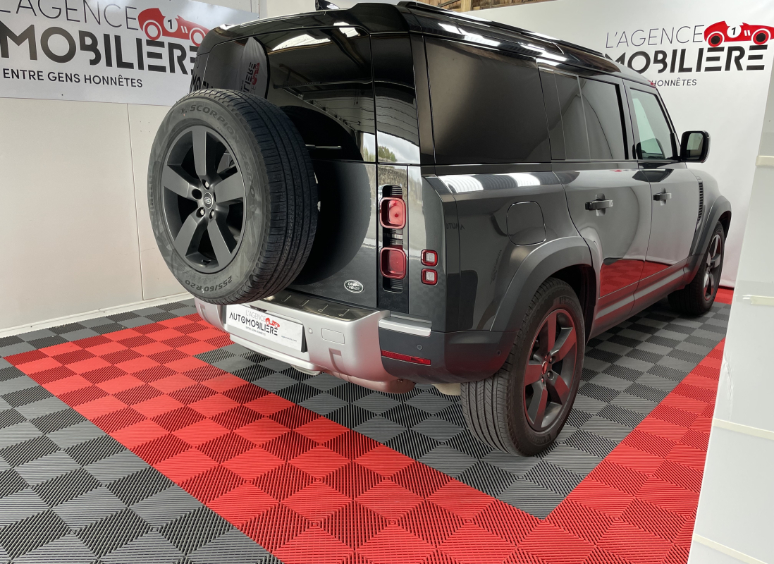 Land Rover Defender — 8