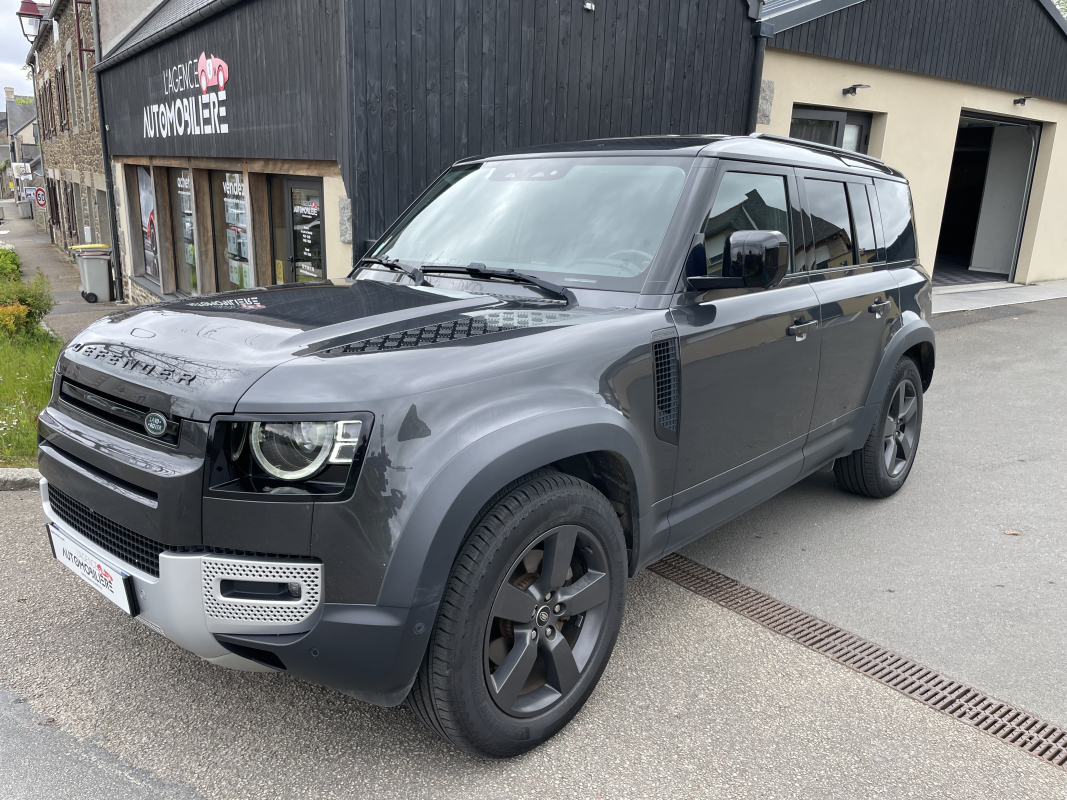 Land Rover Defender — 40