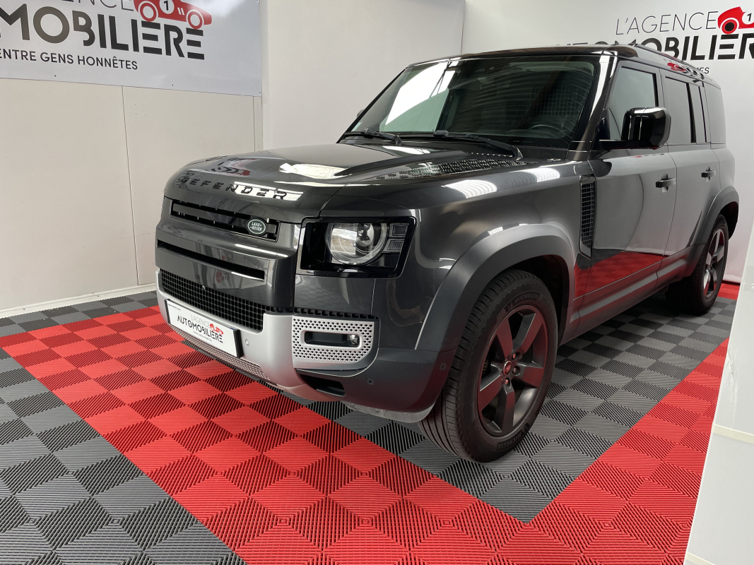 Land Rover Defender — 3