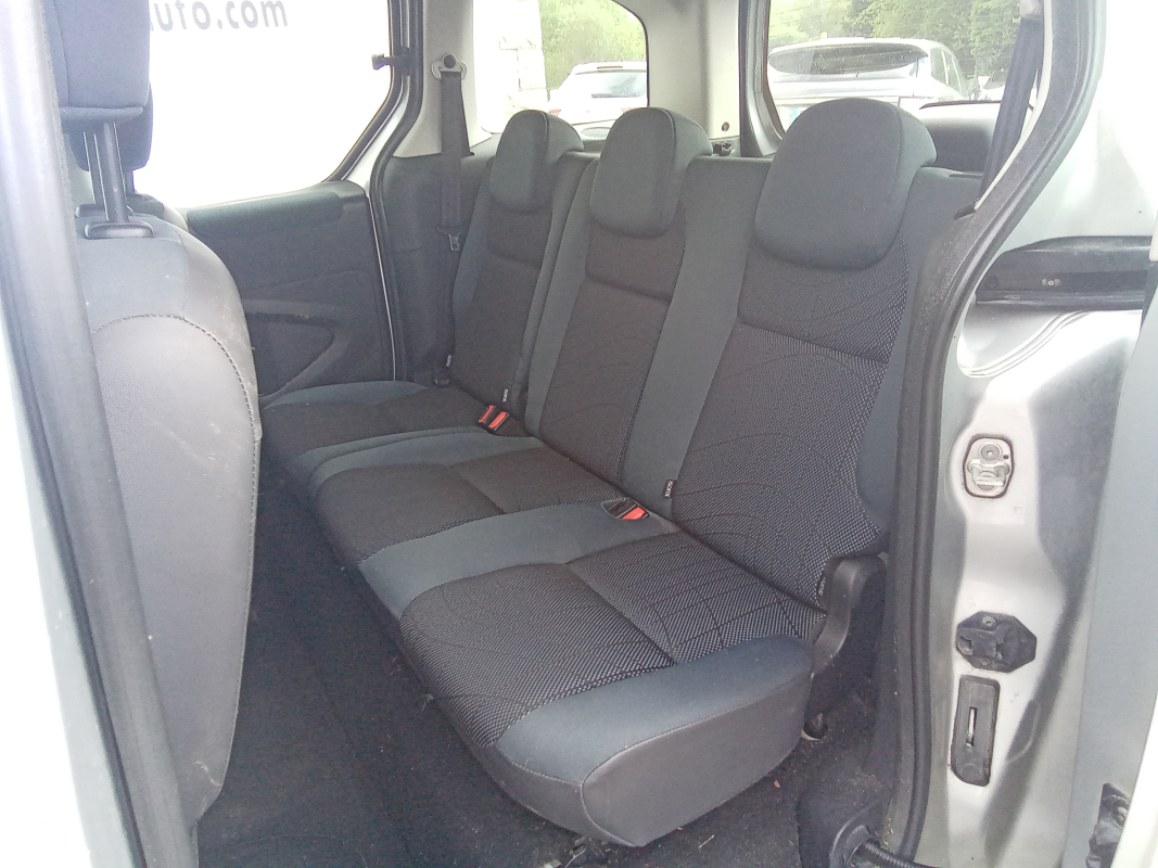 Peugeot Partner Tepee — 15