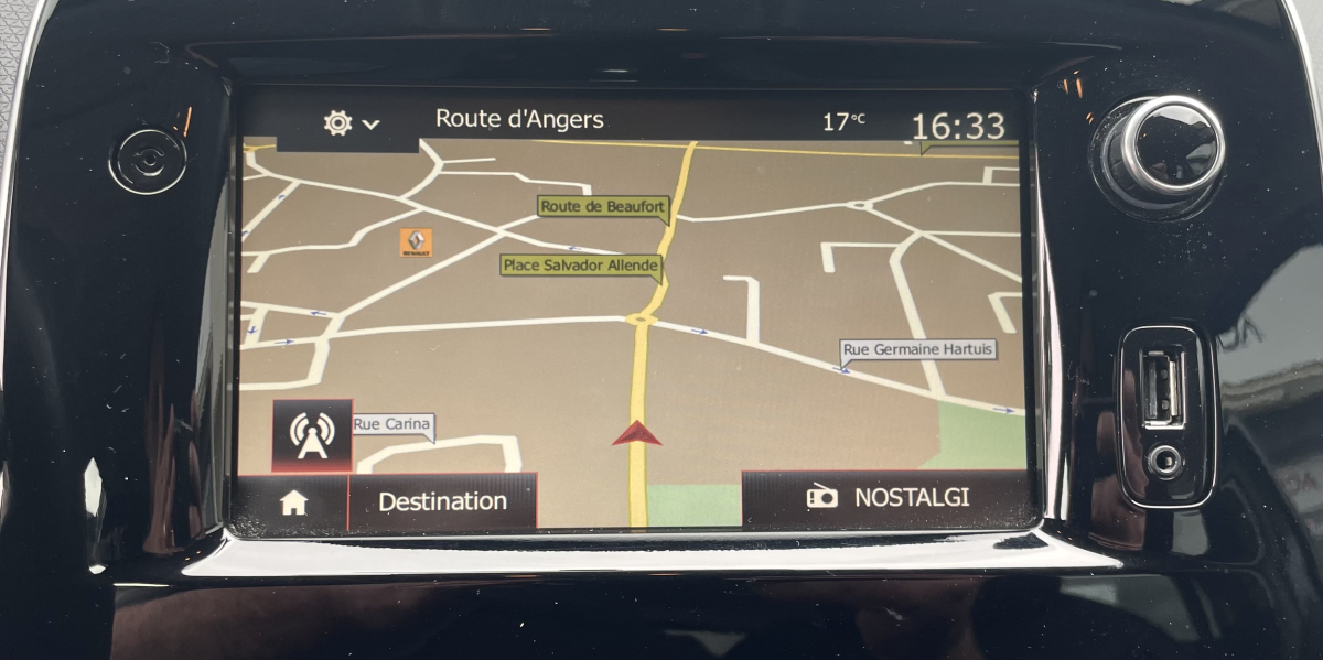 Renault Clio — 16