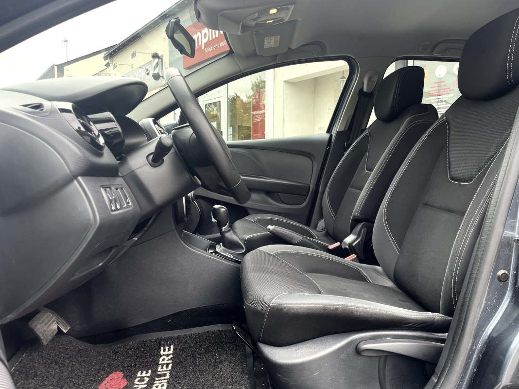Renault Clio — 11