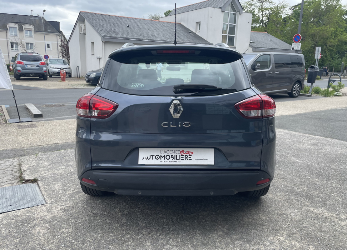 Renault Clio — 6