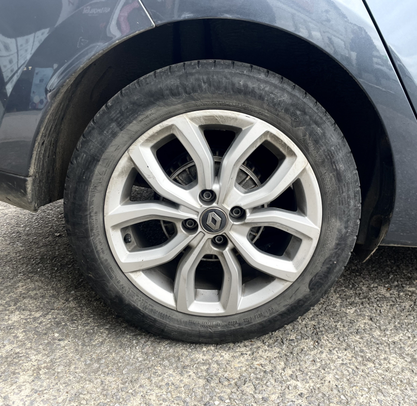 Renault Clio — 20