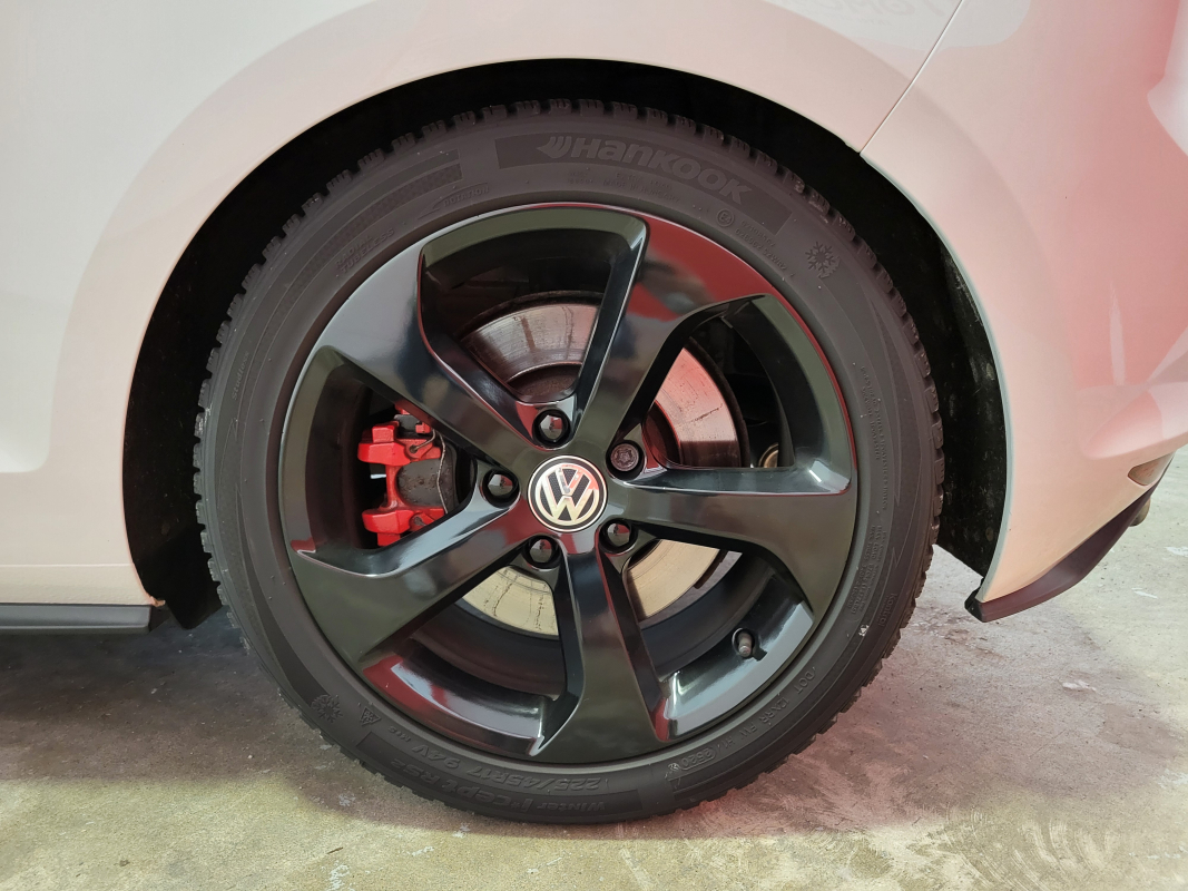 Volkswagen Golf — 28