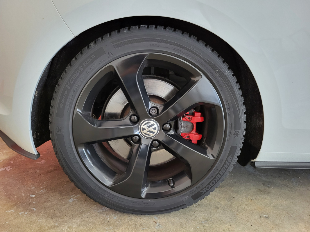 Volkswagen Golf — 30