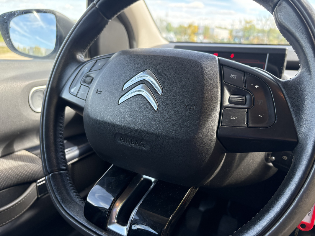 Citroen C4 Cactus — 17