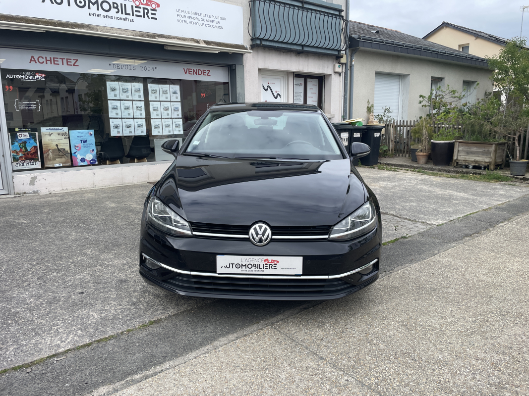Volkswagen Golf — 2