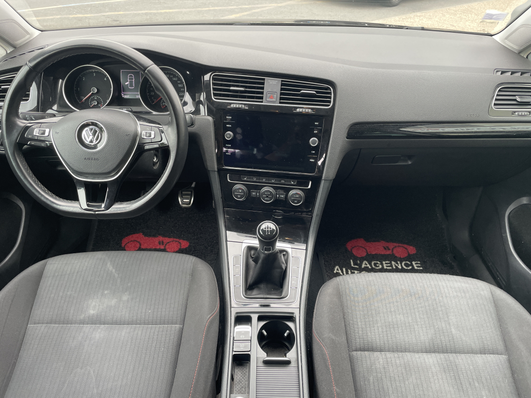 Volkswagen Golf — 12