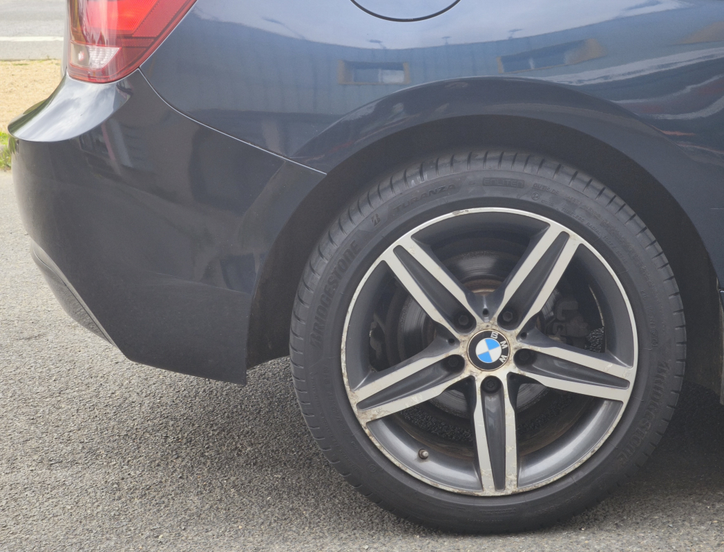 Bmw Série 1 — 23
