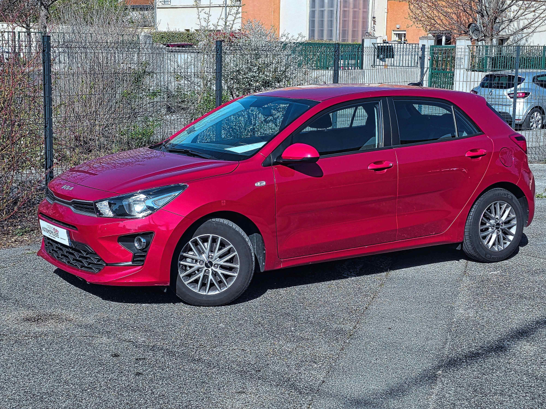 Kia Rio — 3