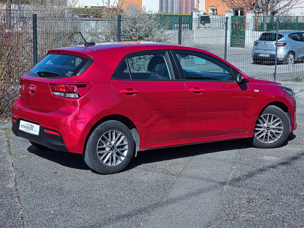 Kia Rio — 8