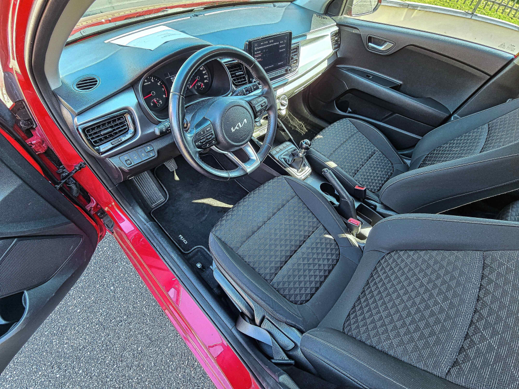 Kia Rio — 15