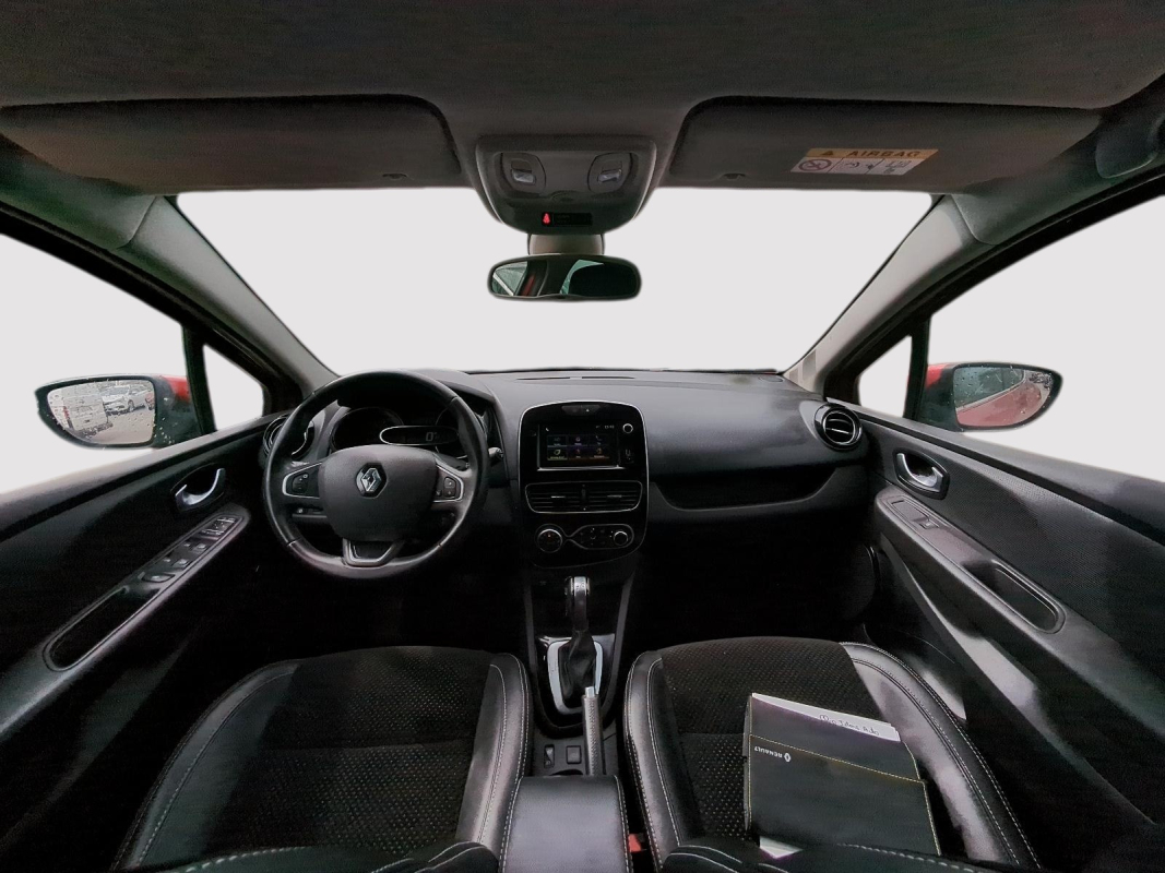 Renault Clio — 10