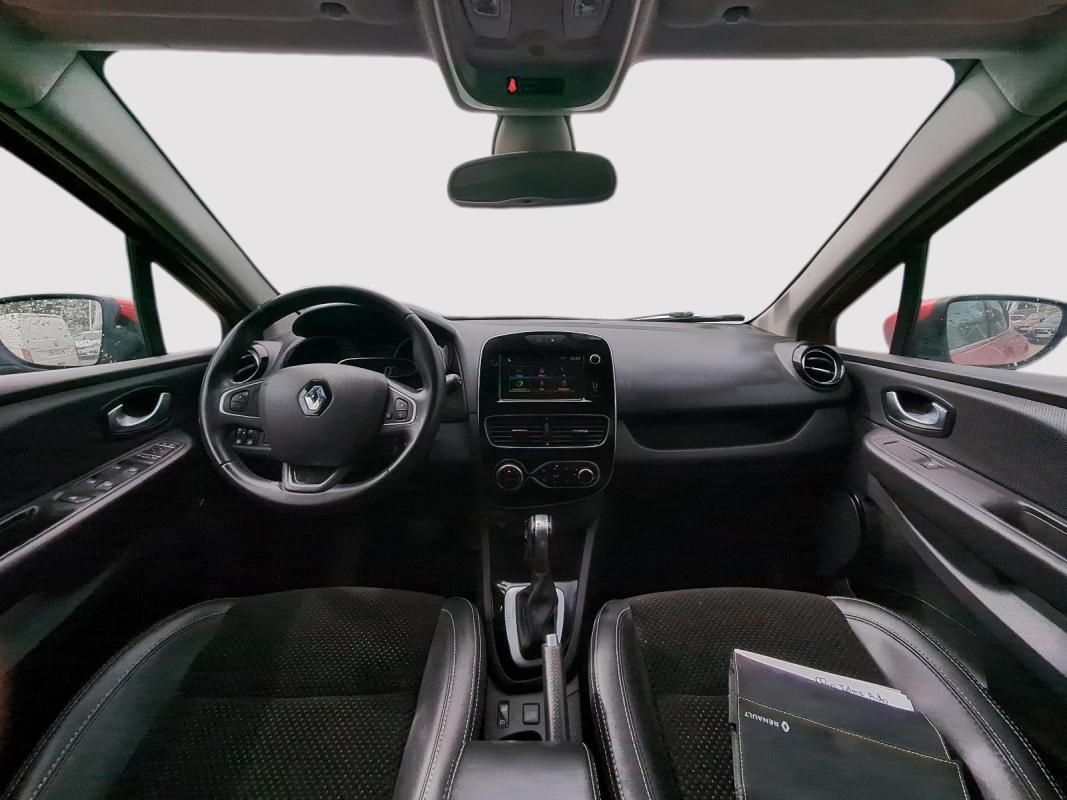 Renault Clio — 11