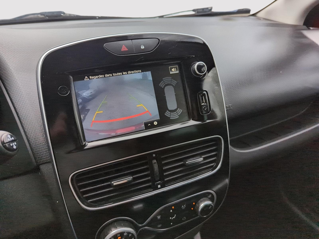 Renault Clio — 15