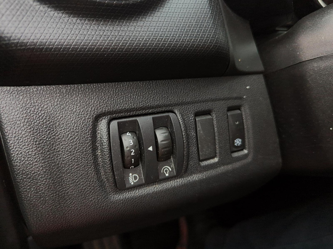 Renault Clio — 19