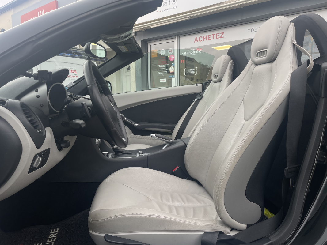 Mercedes SLK — 12