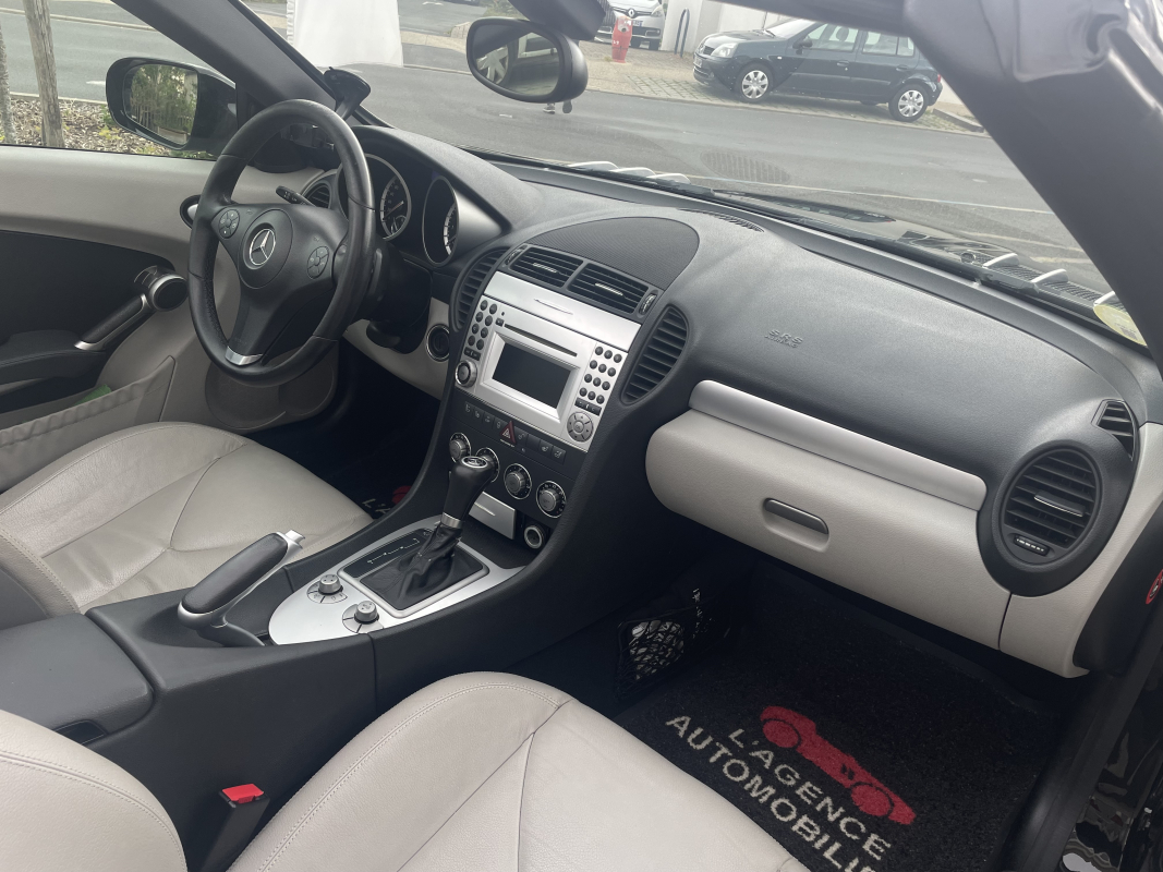 Mercedes SLK — 15