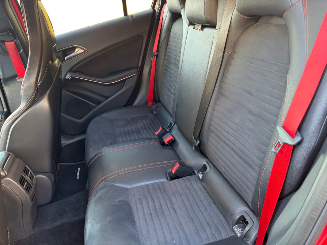 Mercedes Classe A — 16