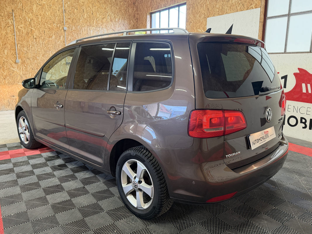 Volkswagen Touran — 3