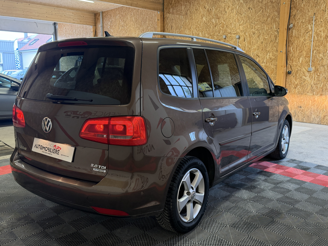 Volkswagen Touran — 6