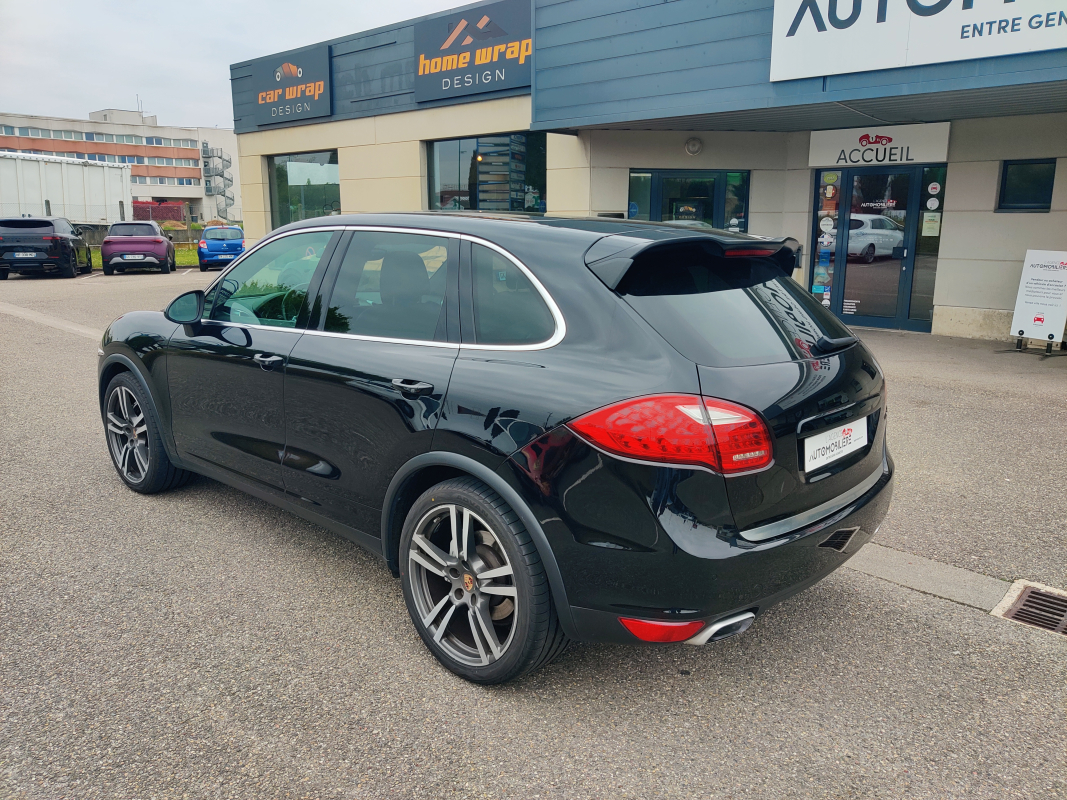 Porsche Cayenne — 7