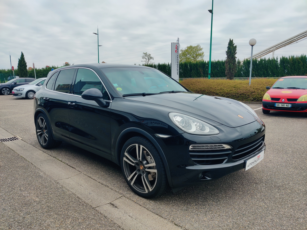 Porsche Cayenne — 3
