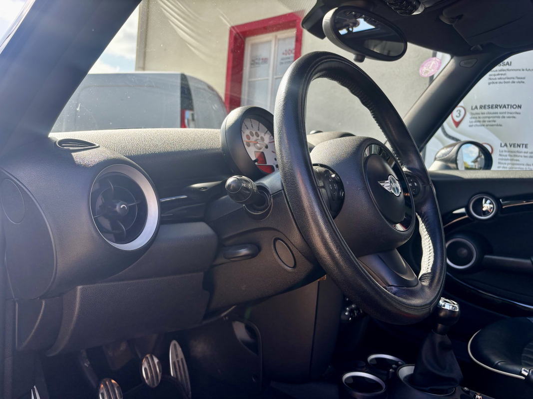 Mini Clubman — 30