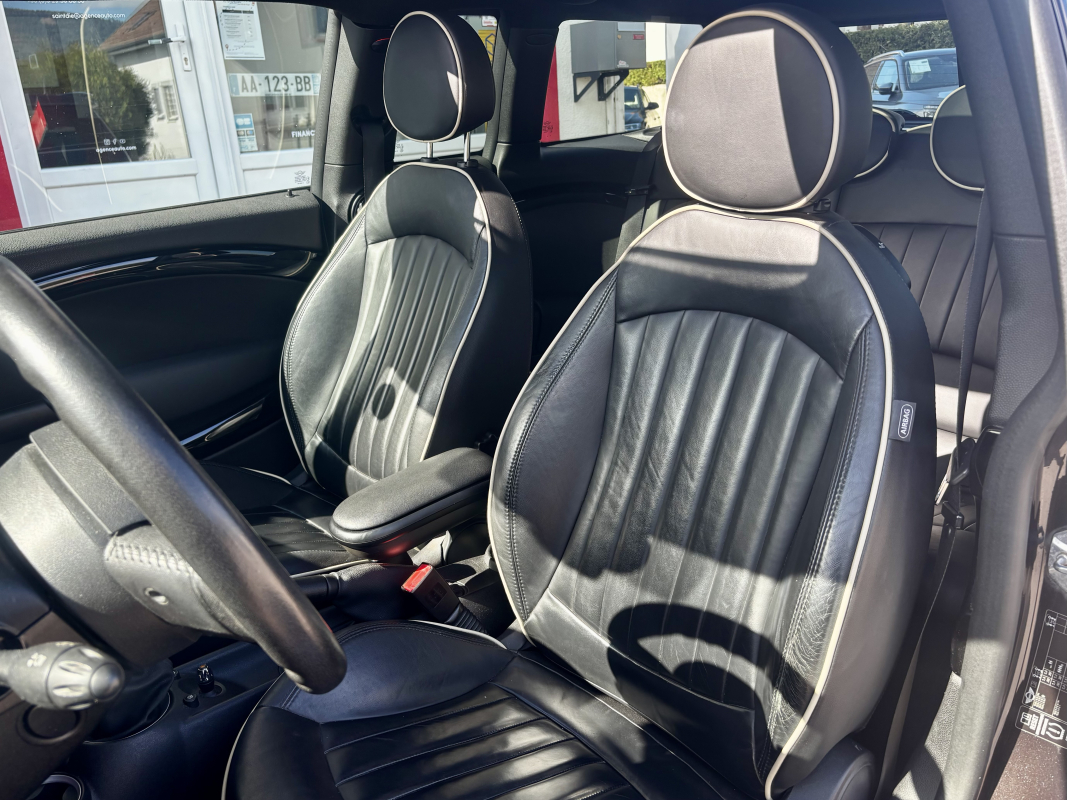 Mini Clubman — 12