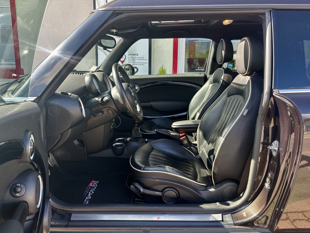 Mini Clubman — 11