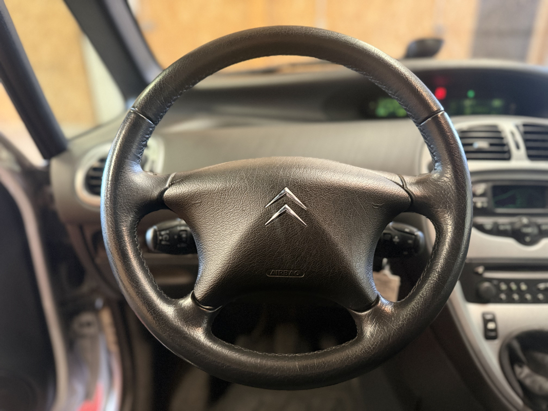 Citroen Xsara Picasso — 8