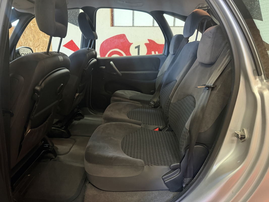 Citroen Xsara Picasso — 13