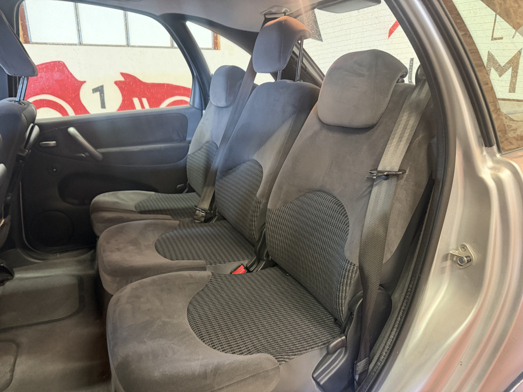 Citroen Xsara Picasso — 14