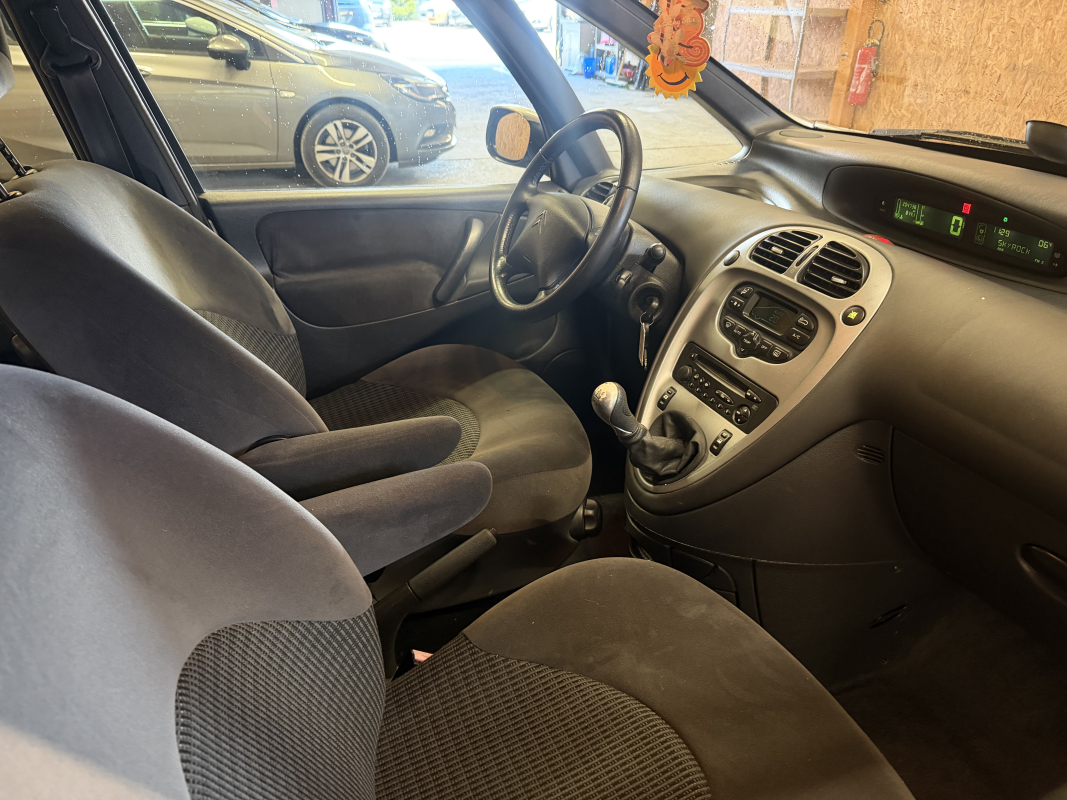 Citroen Xsara Picasso — 18