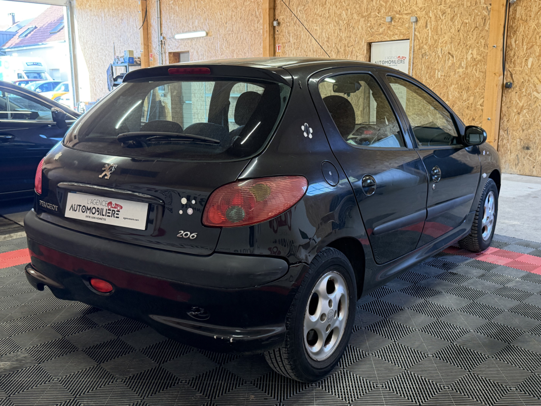 Peugeot 206 — 5