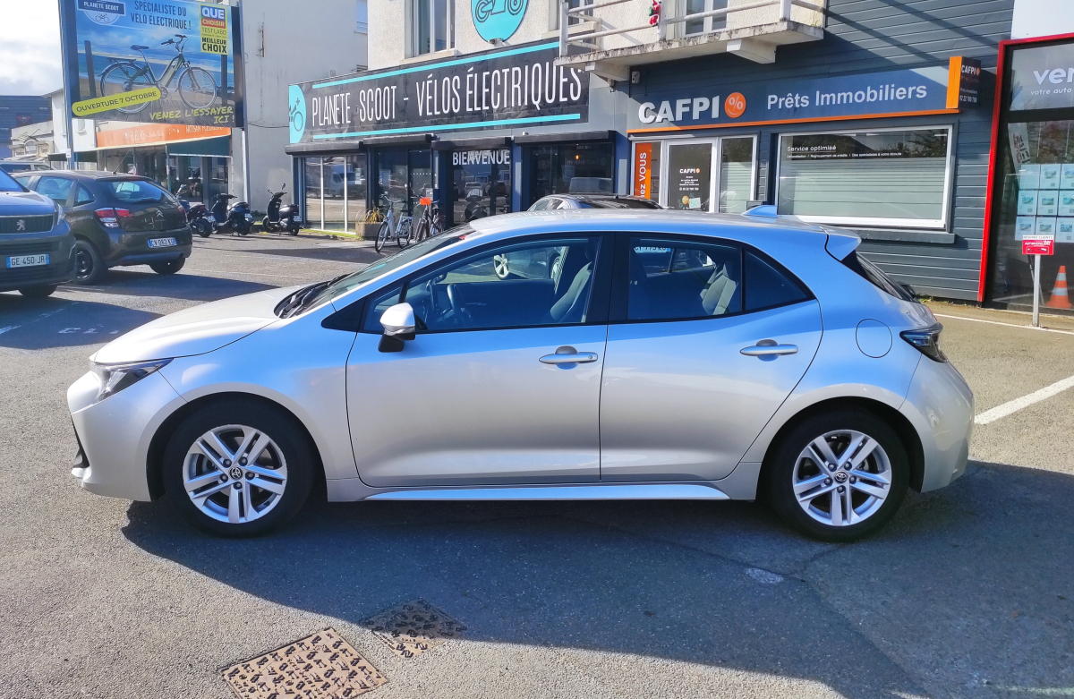 Toyota Corolla — 8