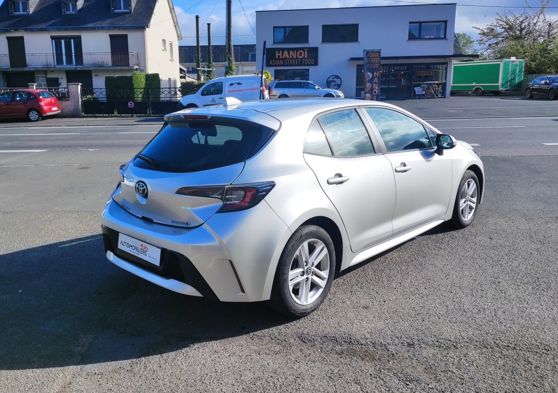 Toyota Corolla — 6