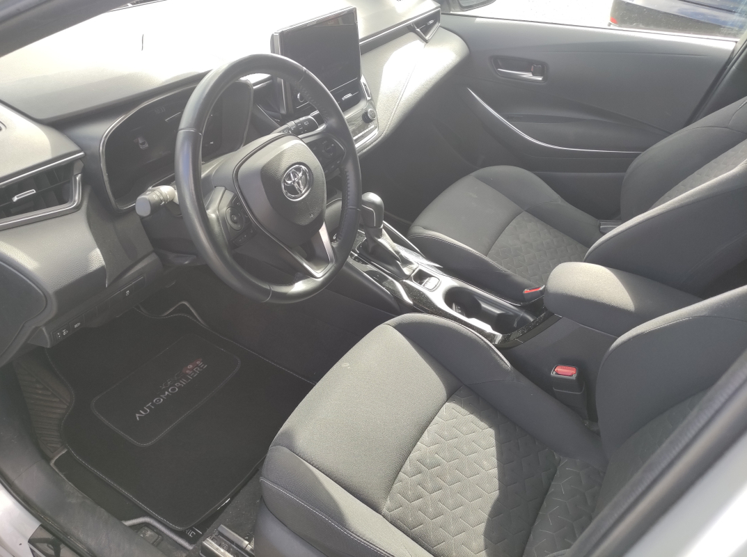 Toyota Corolla — 14