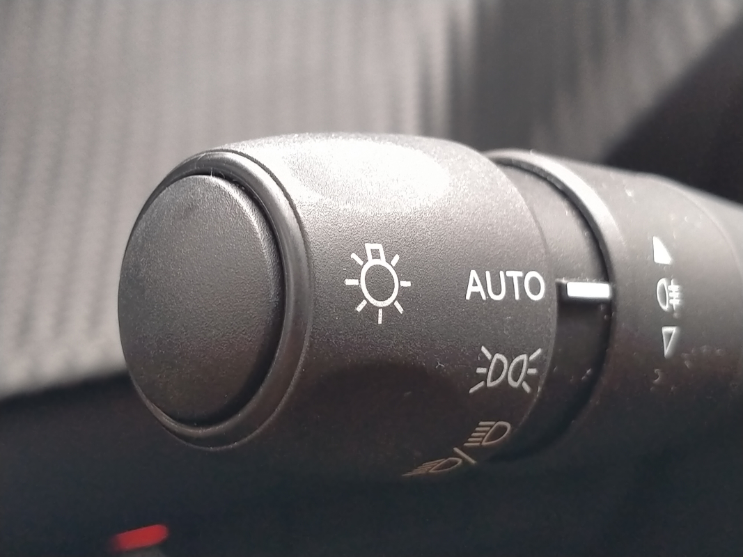 Peugeot 208 — 32
