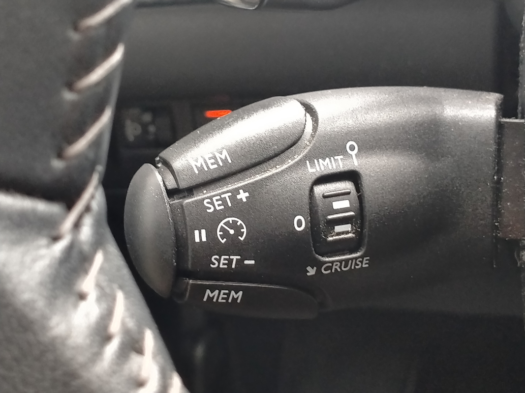 Peugeot 208 — 34