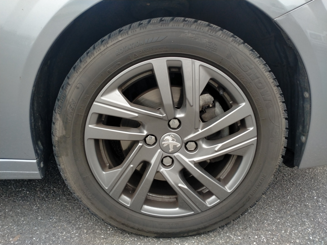 Peugeot 208 — 39