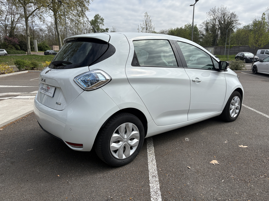 Renault Zoe — 5