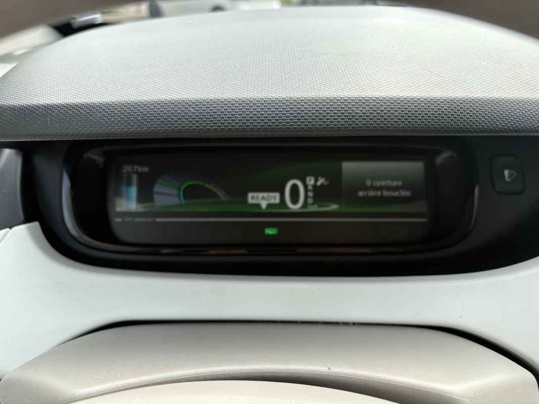Renault Zoe — 19