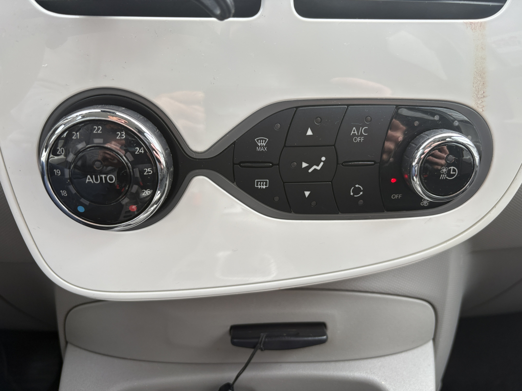 Renault Zoe — 20