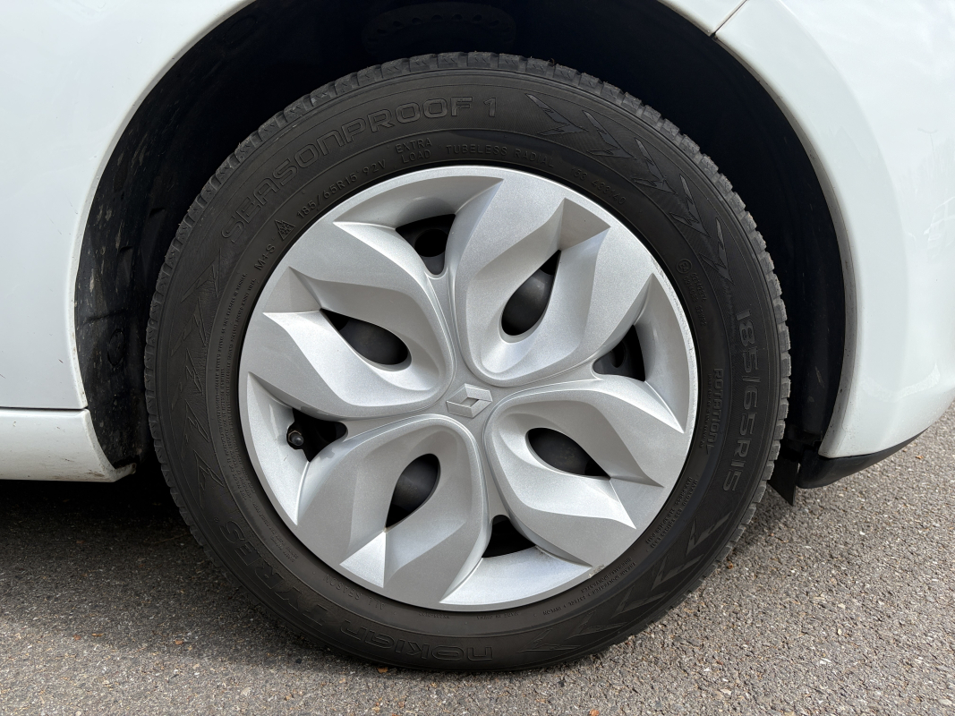 Renault Zoe — 26