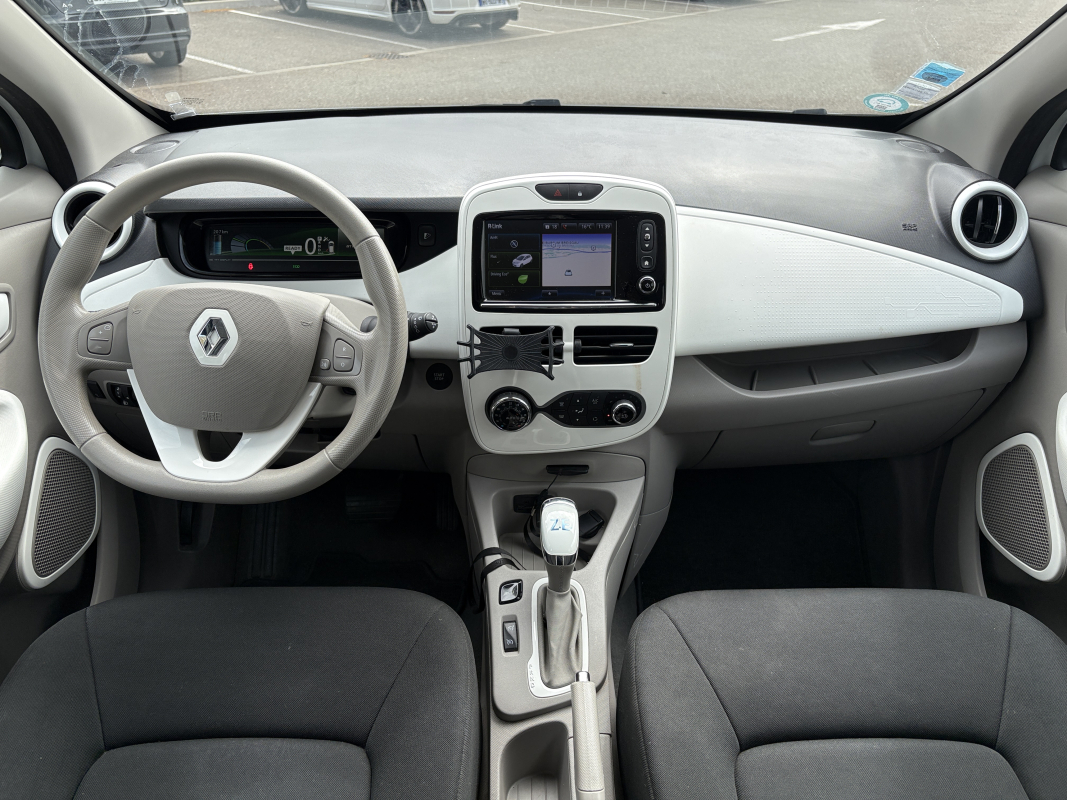 Renault Zoe — 9