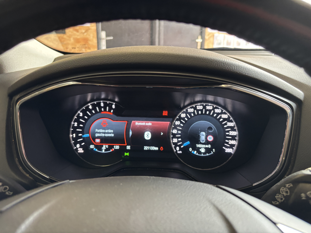 Ford Mondeo — 23