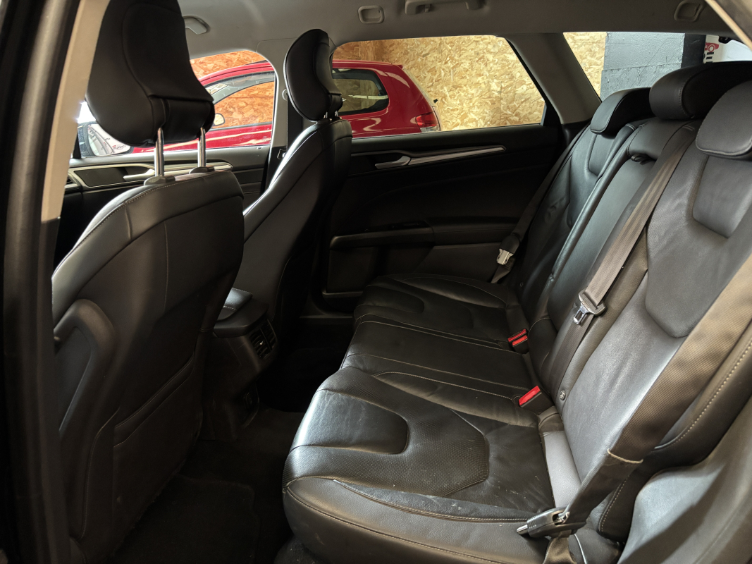 Ford Mondeo — 18