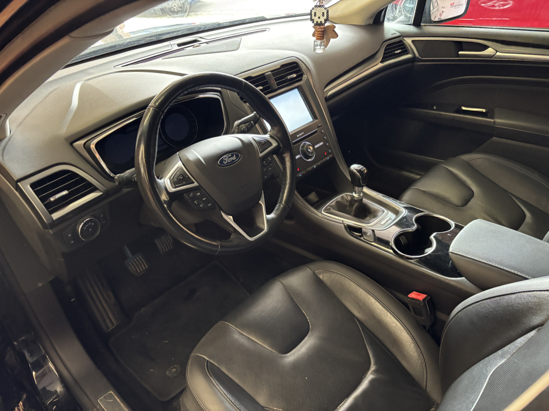 Ford Mondeo — 19